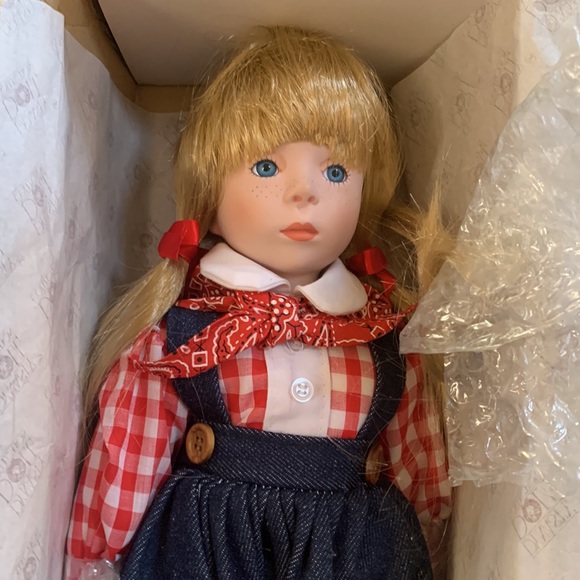 Dynasty Doll Collection Toys Dynasty Doll Collection Becky Doll In